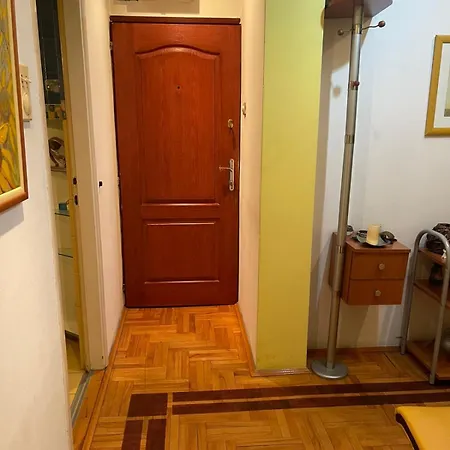 Daire Sindjelicev Trg *