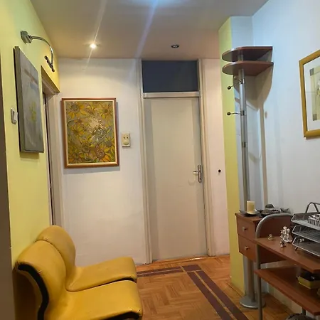 Sindjelicev Trg Apartment Nis